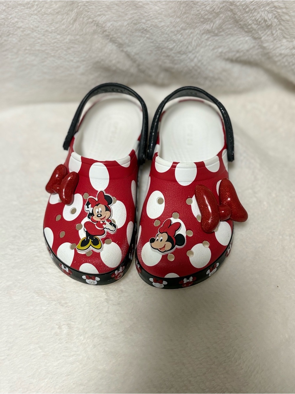 CROCS Kids Red Minnie Mouse Polka Dot Clogs with Glitter Bows